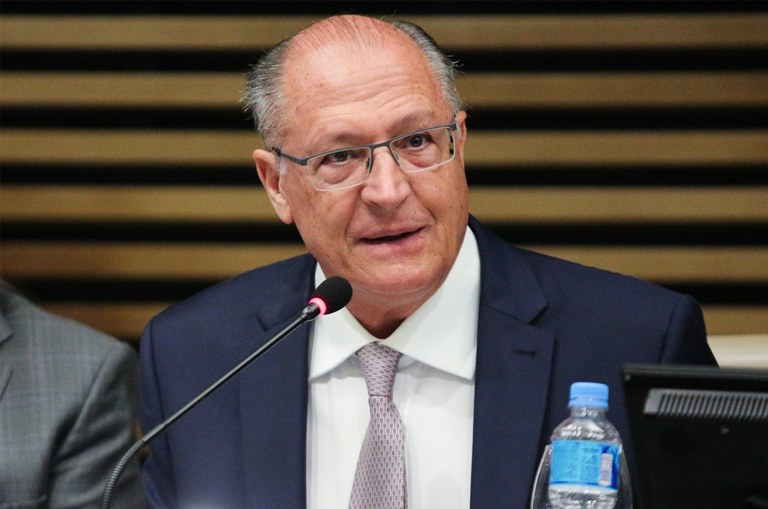 Alckmin deve anunciar investimentos para o setor automobilístico no Ceará