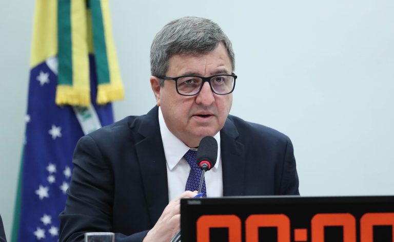 LDO: Danilo Forte apresenta relatório sobre critérios para emendas ao Orçamento