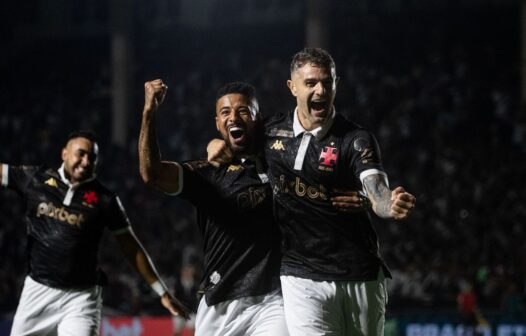 Vasco da Gama vence Coritiba por 5 a 1 no estádio de São Januário