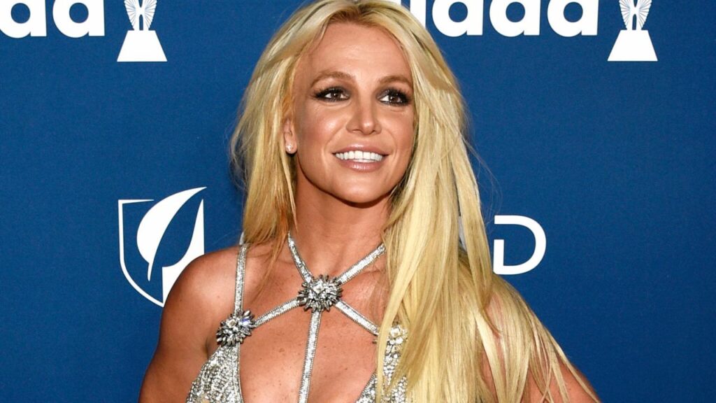 Britney Spears finaliza processo de divórcio no dia de seu aniversário