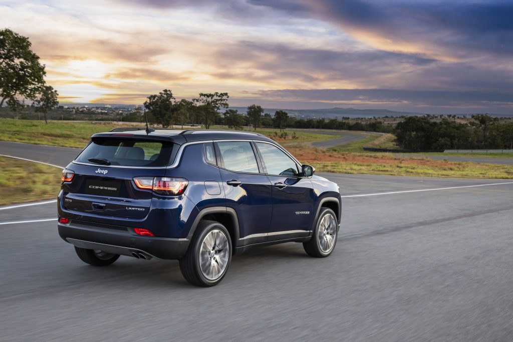 Jeep Compass Dark Pack - Foto: Divulgação