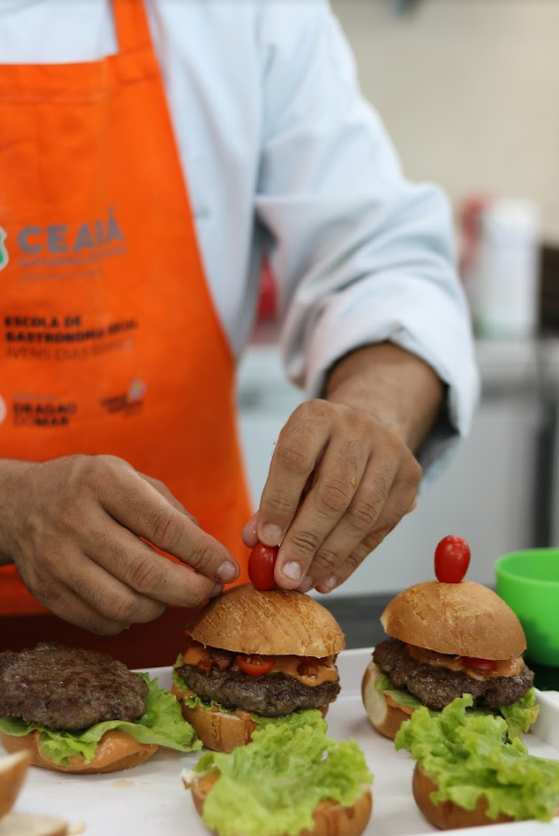 Escola de Gastronomia Social oferece 195 vagas para cursos gratuitos em setembro