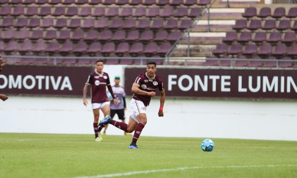 Saiba como assistir Cruzeiro x Athletic ao vivo pela TV e pela internet