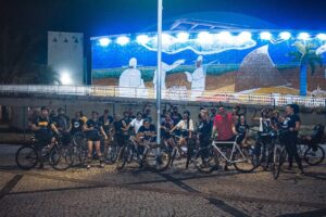 Bicicletada visita os pontos dos bares e pubs que fizeram a históroria do undeground cearense na praia de Iracema 