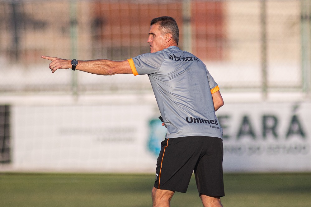 Mancini comanda coletiva e testa time do Ceará para pegar o Atlético-GO