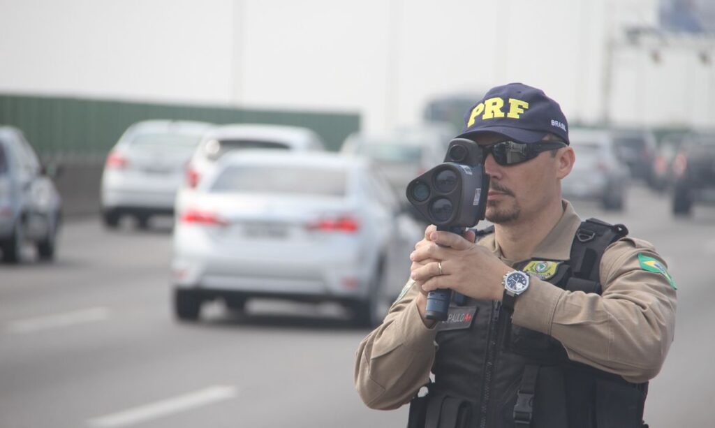 Novo radar inteligente vai punir mais de uma infração ao mesmo tempo na cidade de São Paulo