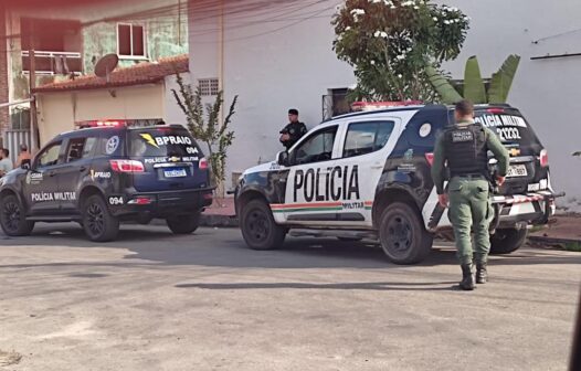 Polícia prende dupla após tentativa de sequestro e invasão residencial em Fortaleza