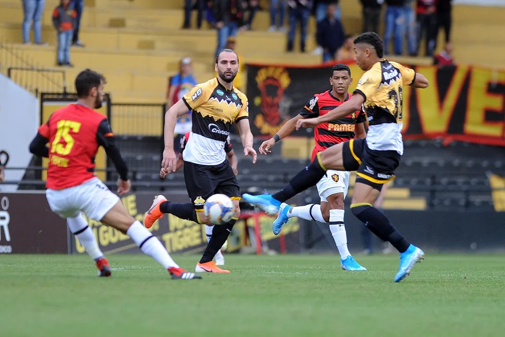 Sport x Criciúma saiba onde assistir ao vivo ao jogo de hoje (0909)