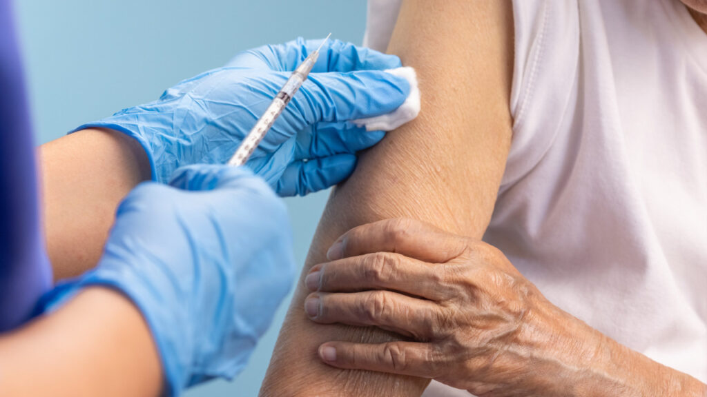 Fortaleza realiza novo mutirão de vacinação contra a covid-19 neste sábado (9)