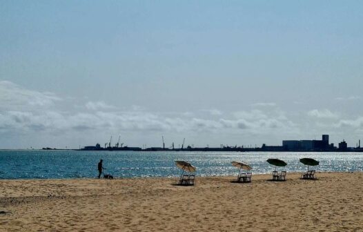 Fortaleza tem 22 praias próprias para banho neste fim de semana; veja lista