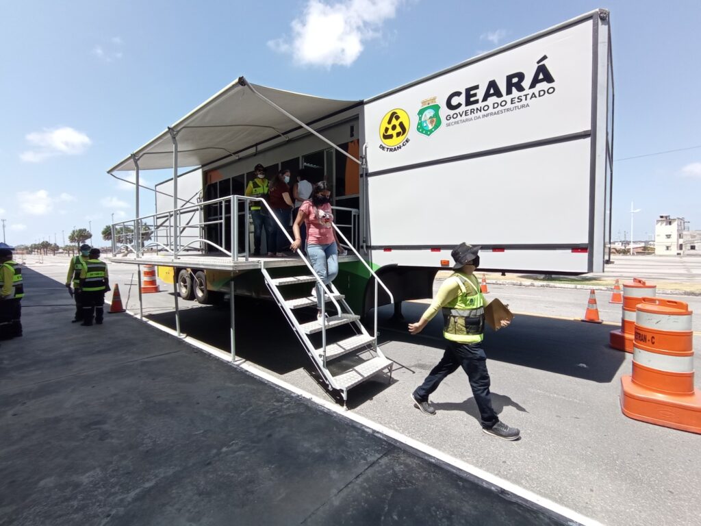 Governo do Ceará inaugura novo posto do Detran em Messejana