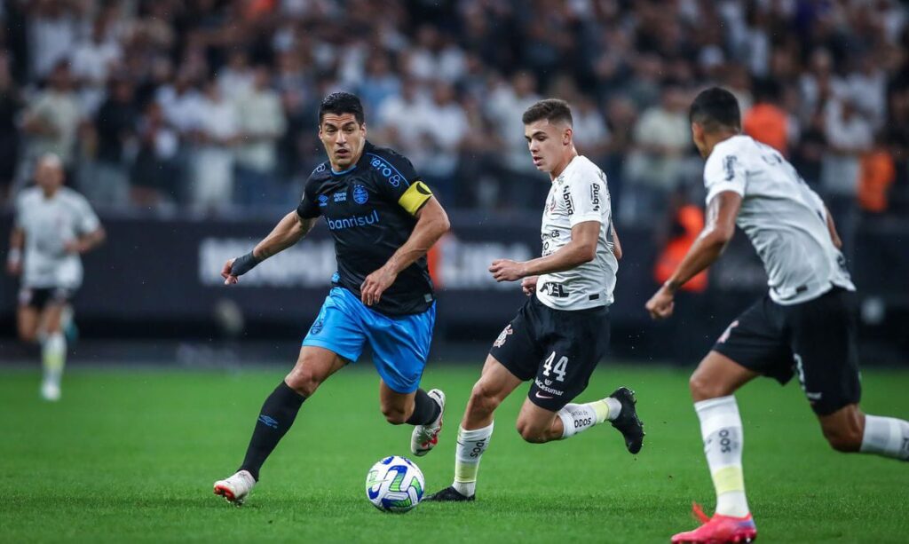 CBF afasta Wilton Pereira e árbitros do VAR envolvidos em Corinthians x Grêmio