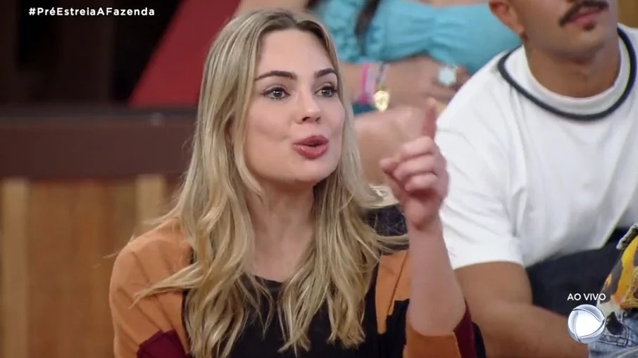 Rachel Sheherazade fala sobre esquema de Bolsonaro com SBT