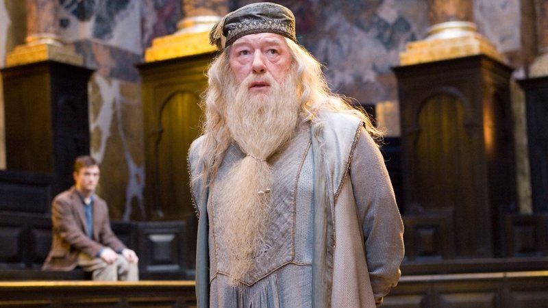 Morre Michael Gambon, segundo ator que fez Dumbledore em ‘Harry Potter’