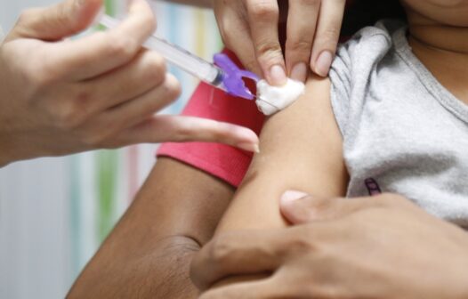 Governo do Ceará reforça vacinação infantil com destaque para vacina contra Covid-19