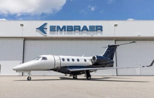 Livro sobre trajetória da Embraer é lançado nesta segunda (23) em Fortaleza