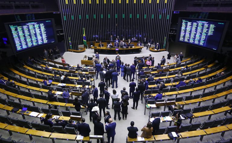 Câmara dos Deputados aprova cota de exibição de filmes brasileiros no cinema