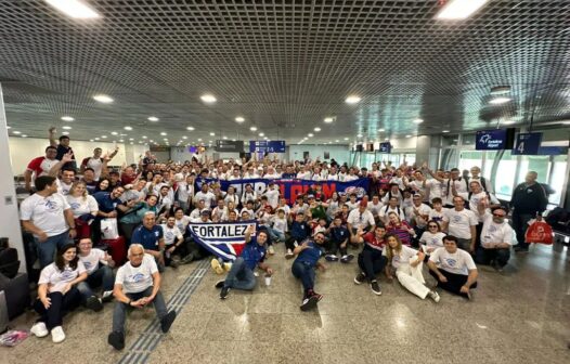 Avião fretado por médicos torcedores do Fortaleza embarca para o Uruguai