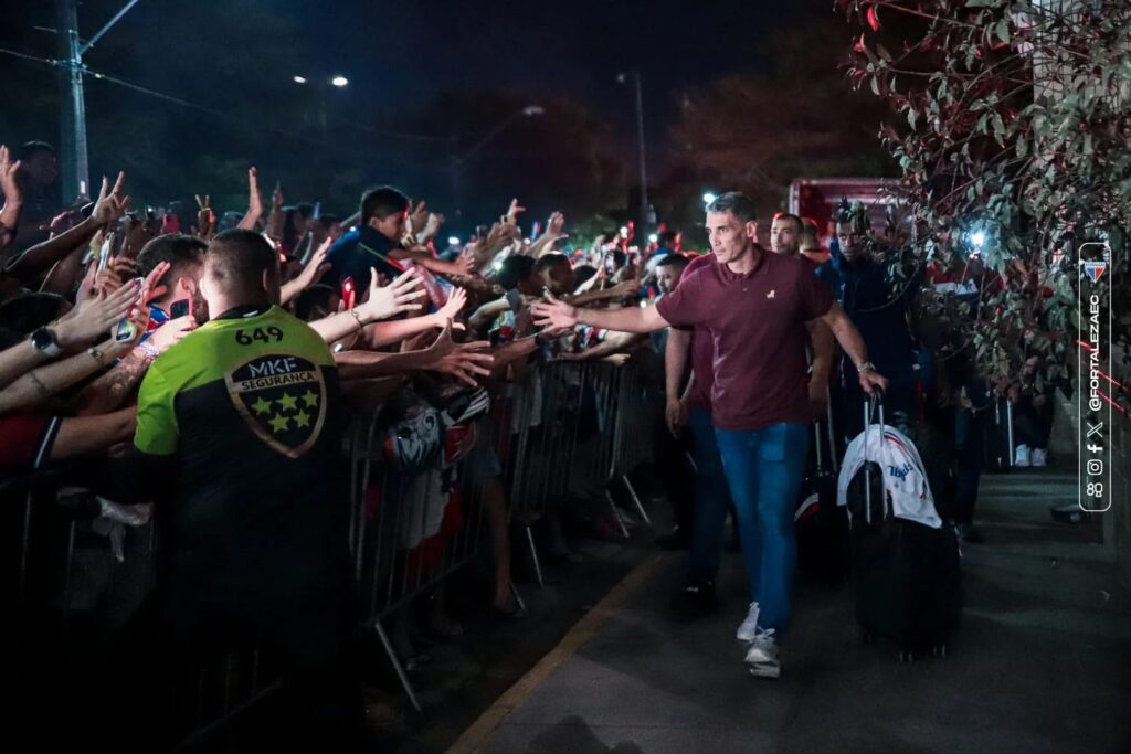 Mesmo sem a taça, Fortaleza retorna do Uruguai ainda maior do que antes.