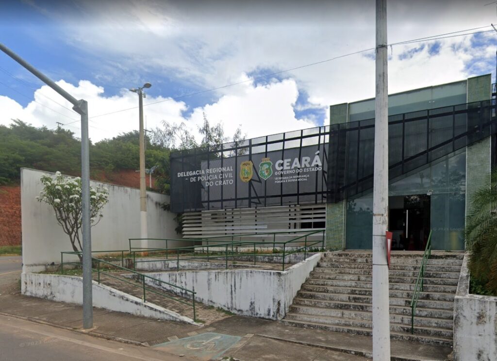 Homem é preso por suspeita de armazenar pornografia infantojuvenil no interior do Ceará