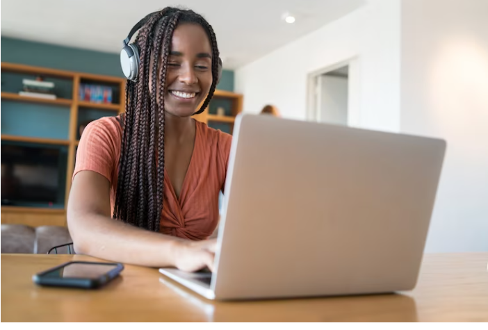 Inscrições para programa gratuito de capacitação em tecnologia tributária