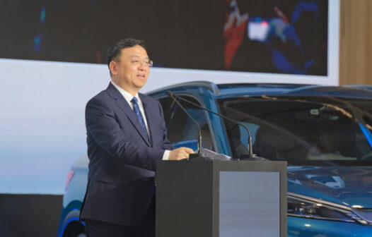 BYD inaugura pedra fundamental da fábrica na Bahia