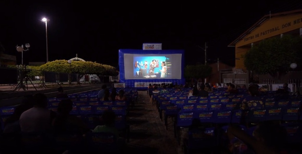 Cine Bom de Praça chega às cidades de Paracuru, Trairi e Caucaia