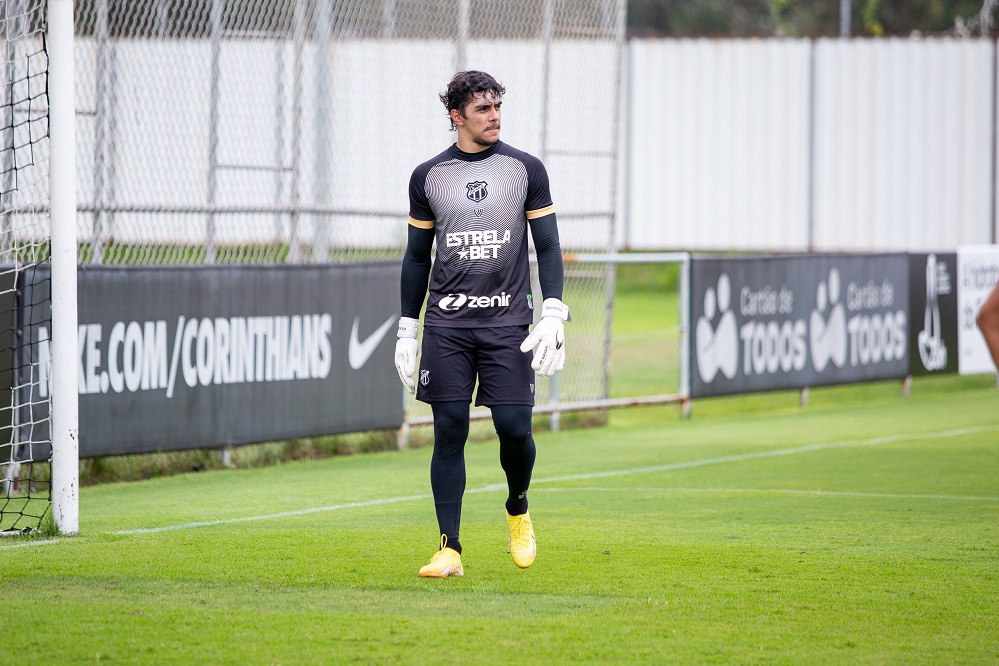 Sem jogar há quatro meses, Richard entra em período final de recuperação