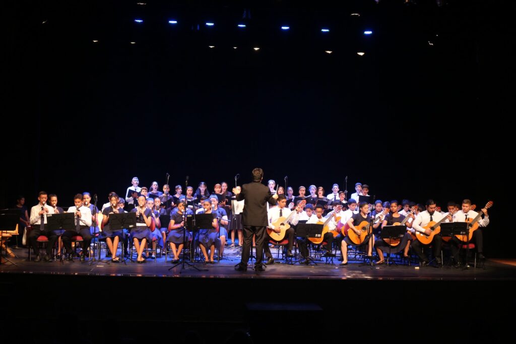 FRFagner apresenta espetáculo “Vivaldi em verso e canção”