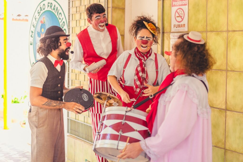 Escolas de Fortaleza viverão magia do circo de lona em novembro