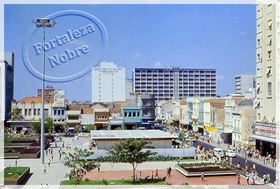 Praça do Ferreira passou por muitas mudanças ao longo do tempo; veja fotos