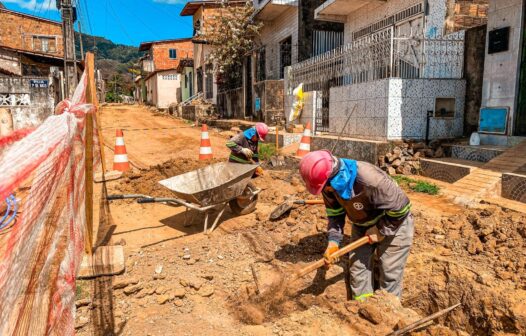 Ruas e avenidas de Guaiúba, na Região Metropolitana, são interditadas para obras de esgotamento sanitário