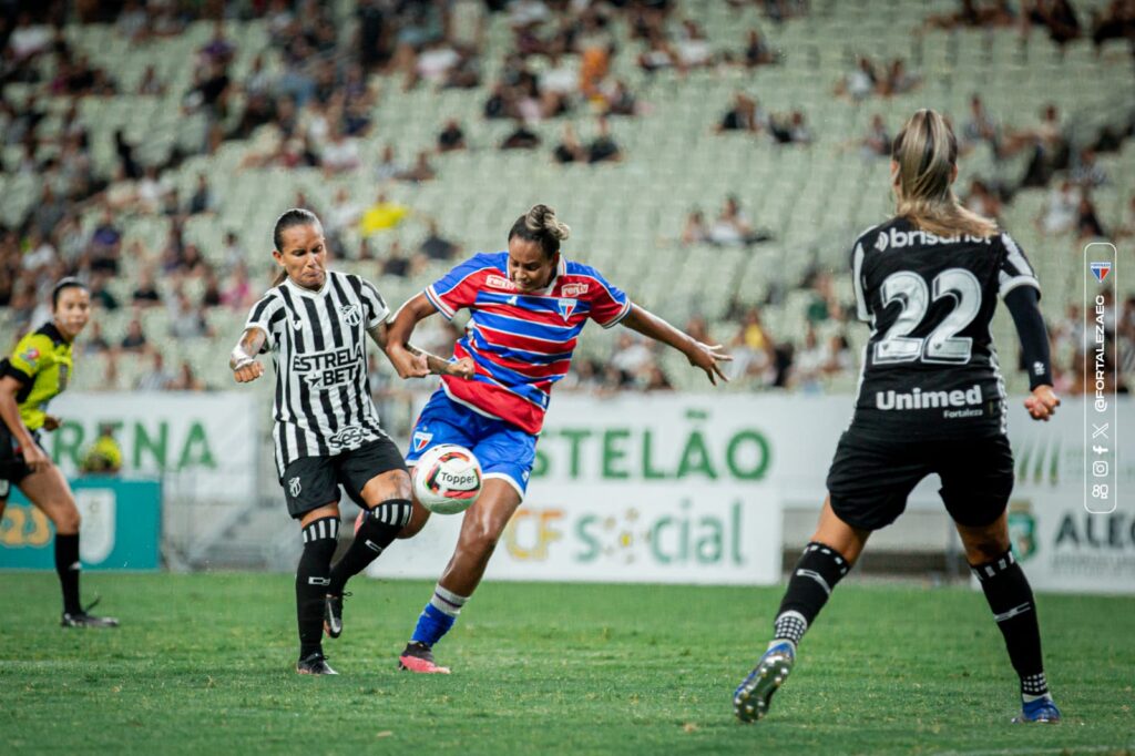 Com emoção: Ceará vence Athletico-PR nos pênaltis e é campeão do  Brasileirão Feminino A2, Esportes