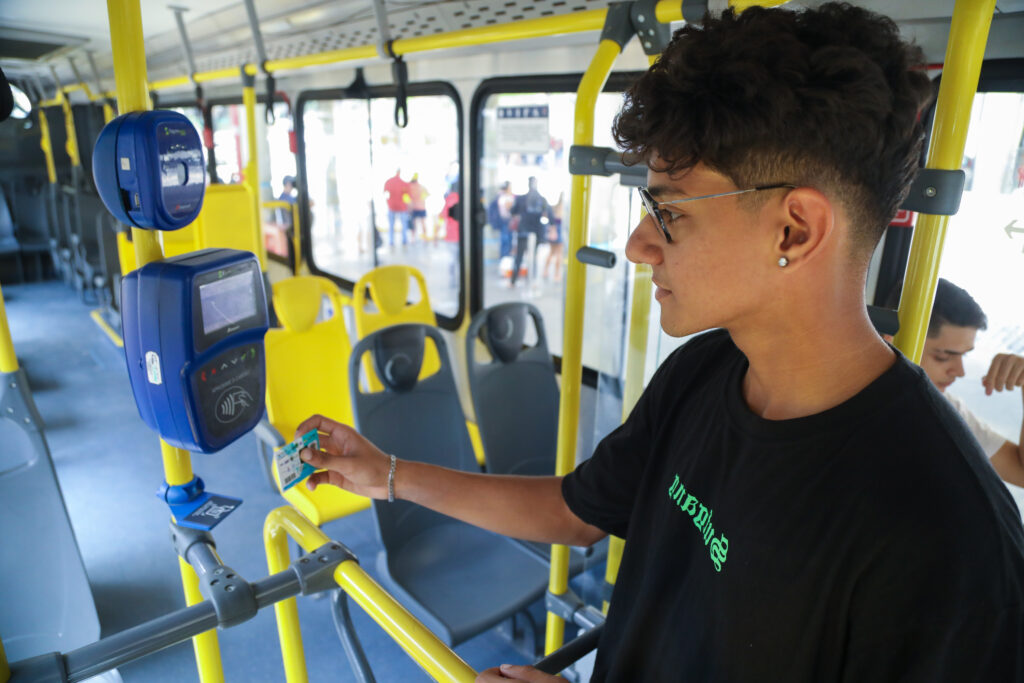 Carteira estudantil 2023: prazo final para solicitação termina em 22 de dezembro