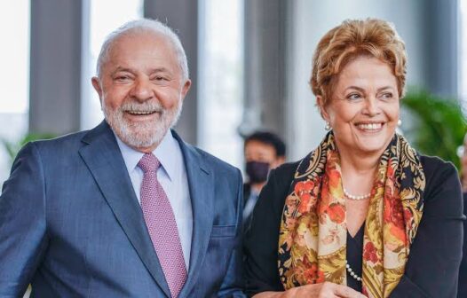 Dilma faz aniversário nesta quinta (14) e recebe parabéns de Lula e aliados governistas