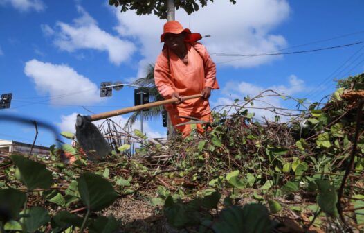 Política de resíduos sólidos muda ruas e avenidas de Fortaleza