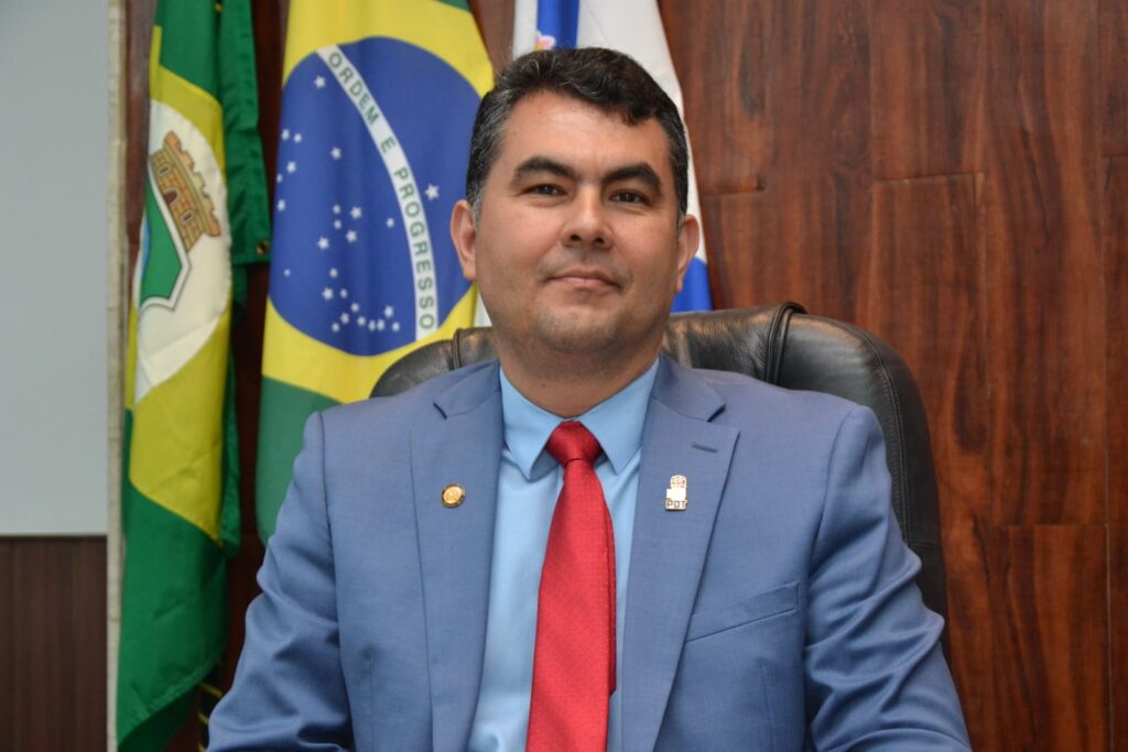 Iraguassú Filho lamenta saída de colegas de partido por influência de Cid Gomes