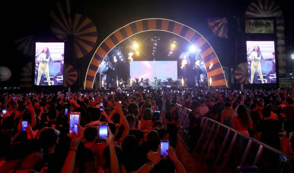 Primeiro fim de semana de 2024 em Fortaleza tem shows na Praia de Iracema