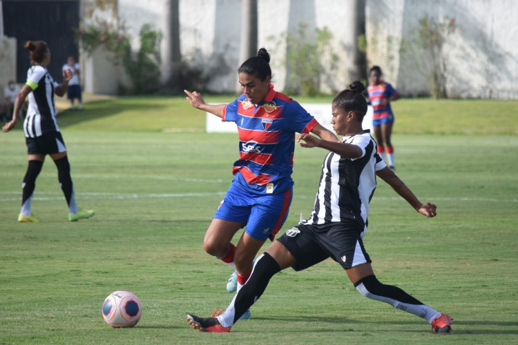 Ceará e Fortaleza ascendem no ranking nacional de futebol feminino da CBF