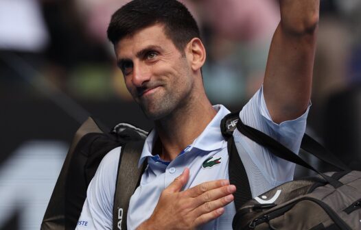 Djokovic arrasa Nadal na quadra central de Roland Garros e vai às oitavas na Olimpíada