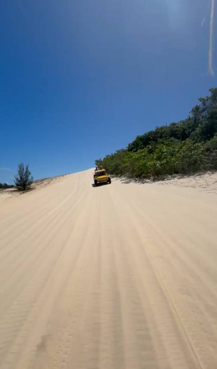 ‘Estavam com revólver, vocês viram?’, diz turista após buggy passar por bandidos nas dunas