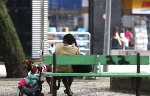 Lei que cria política de trabalho digno para população de rua é sancionada