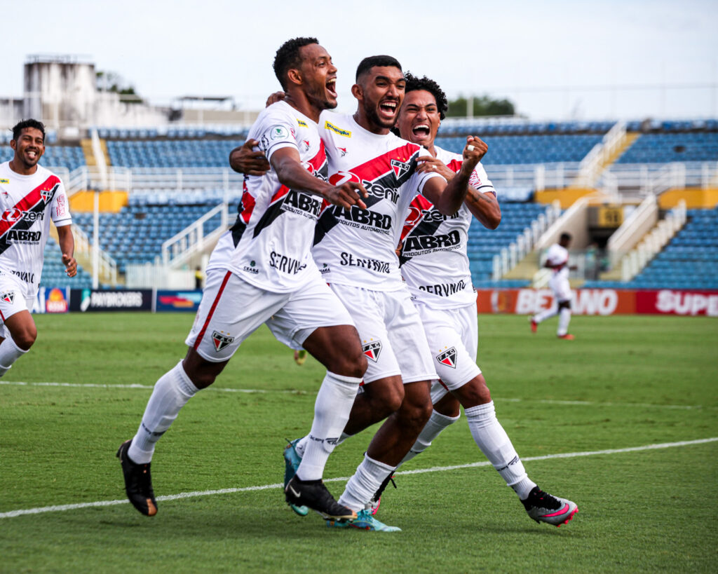 Ferroviário relaciona 24 jogadores para partida contra Iguatu pelas quartas de final do Campeonato Cearense