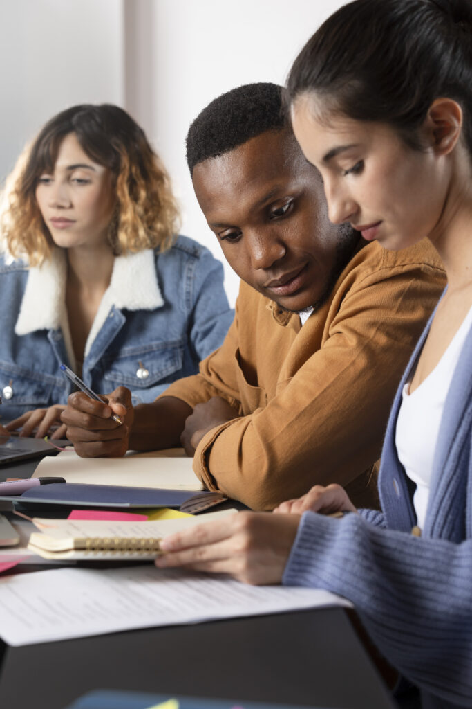 Casa do Menor oferece cursos profissionalizantes gratuitos na Boa Vista