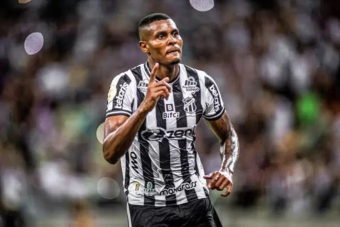 Suspenso no profissional, Cléber, do Ceará, estreia com gol de time amador na Bahia