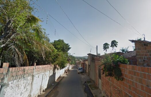 Rua no Eusébio registra falta de energia elétrica há pelo menos 96 horas