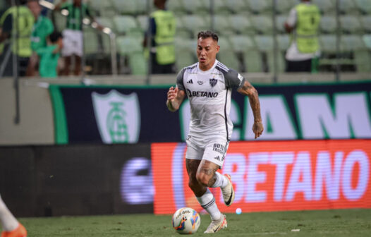 Fortaleza negocia contratação do atacante Eduardo Vargas, do Atlético-MG