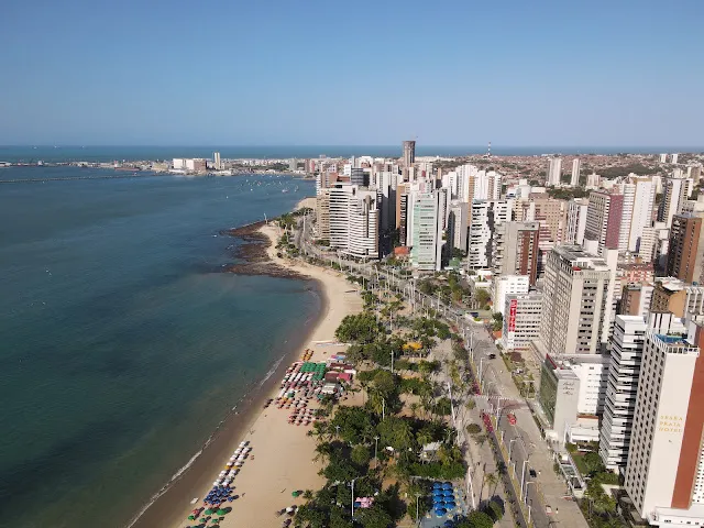 Apartamento do prefeito de Maracanaú, Roberto Pessoa, é invadido em Fortaleza