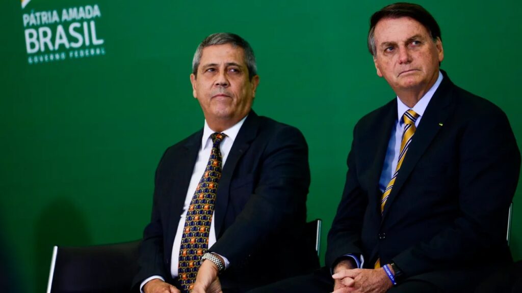 Bolsonaro e Braga Netto mantêm silêncio durante depoimentos à Polícia Federal