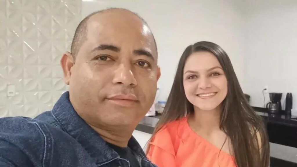 Cantora de forró Marcinha Sousa e marido são encontrados mortos em carro submerso no Ceará